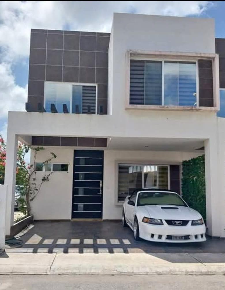 CASA EN VENTA RESIDENCIAL JARDINES DEL SUR 4 AV 135 CANCUN ZONA SUR