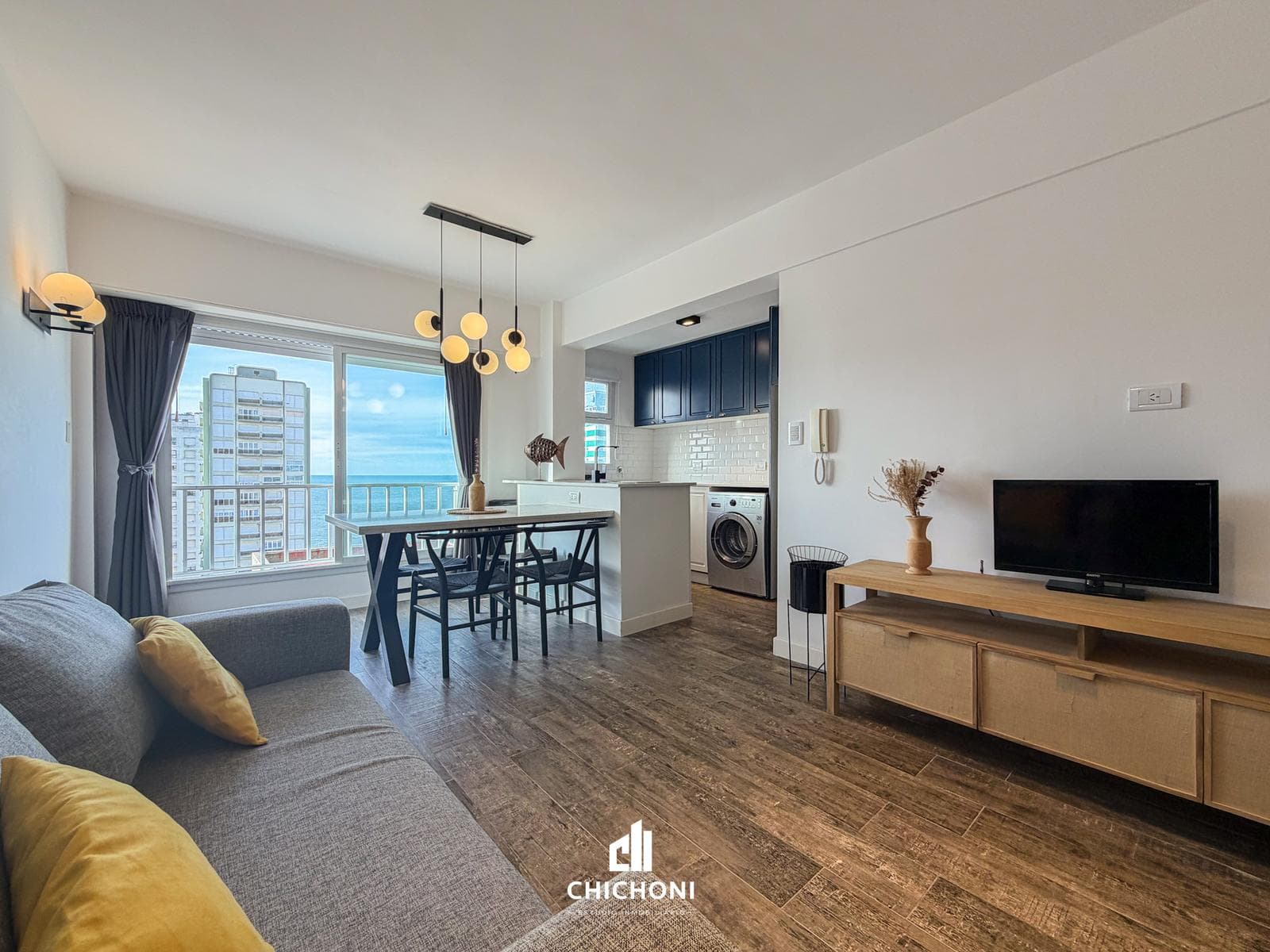 For Sale - 2-Room Apartment with Service Quarter - Ocean View - Downtown Area