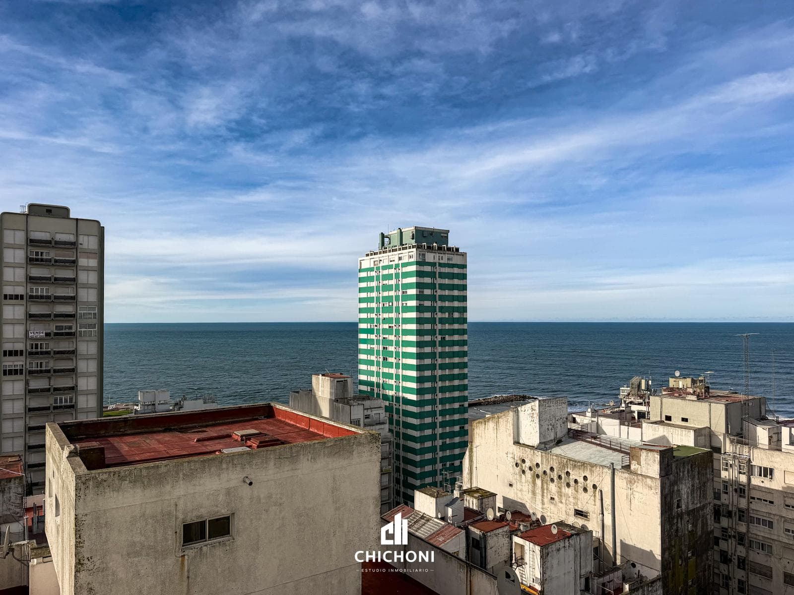 For Sale - 2-Room Apartment with Service Quarter - Ocean View - Downtown Area