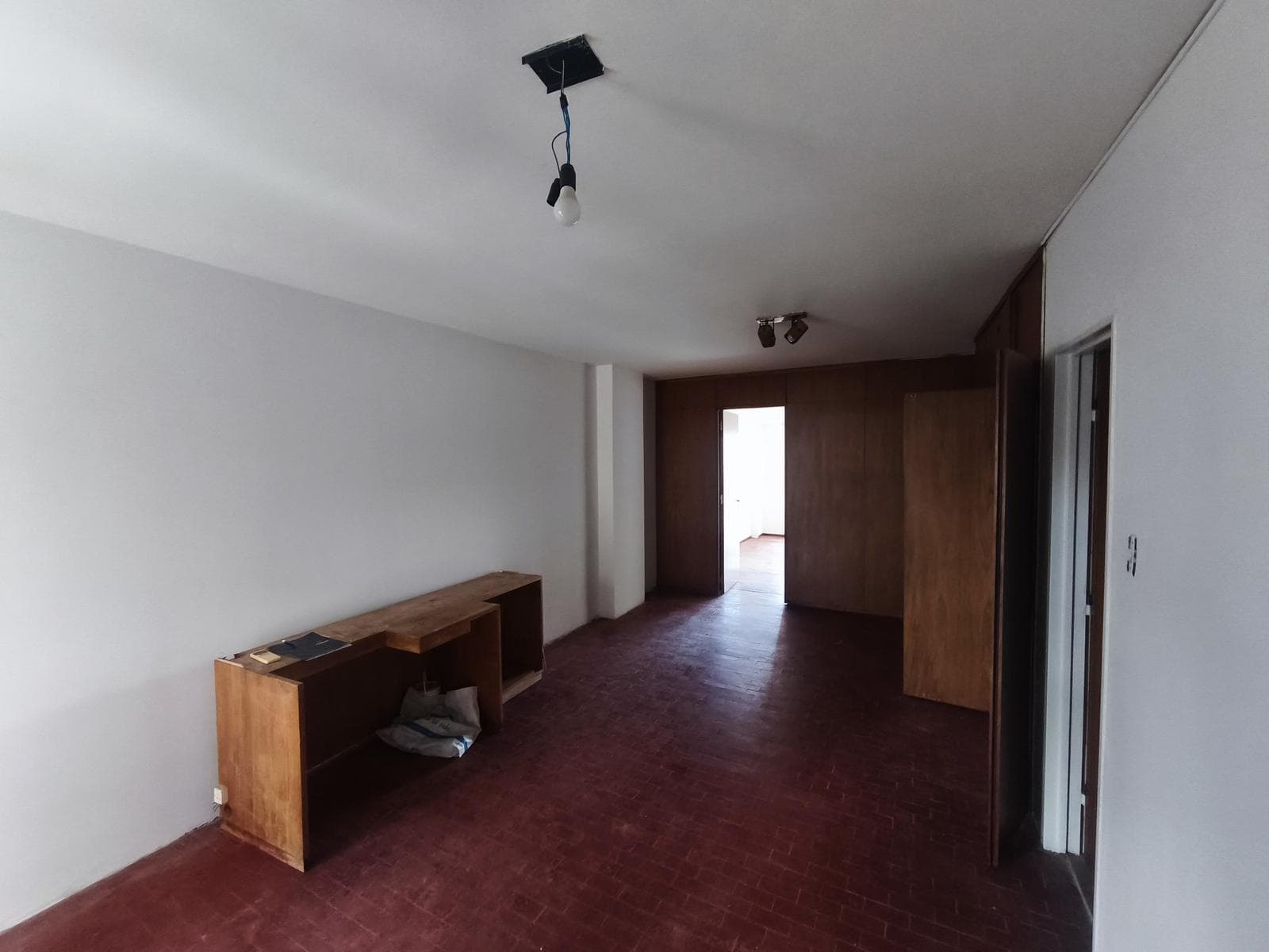 Office with Garage - Downtown