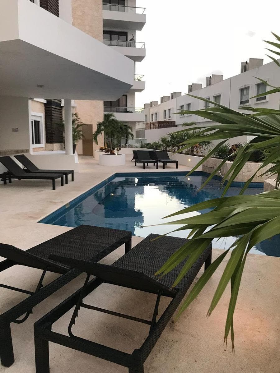 APARTMENT FOR SALE IN PALMARIS RESIDENTIAL COMPLEX, AV. HUAYACAN, CANCUN