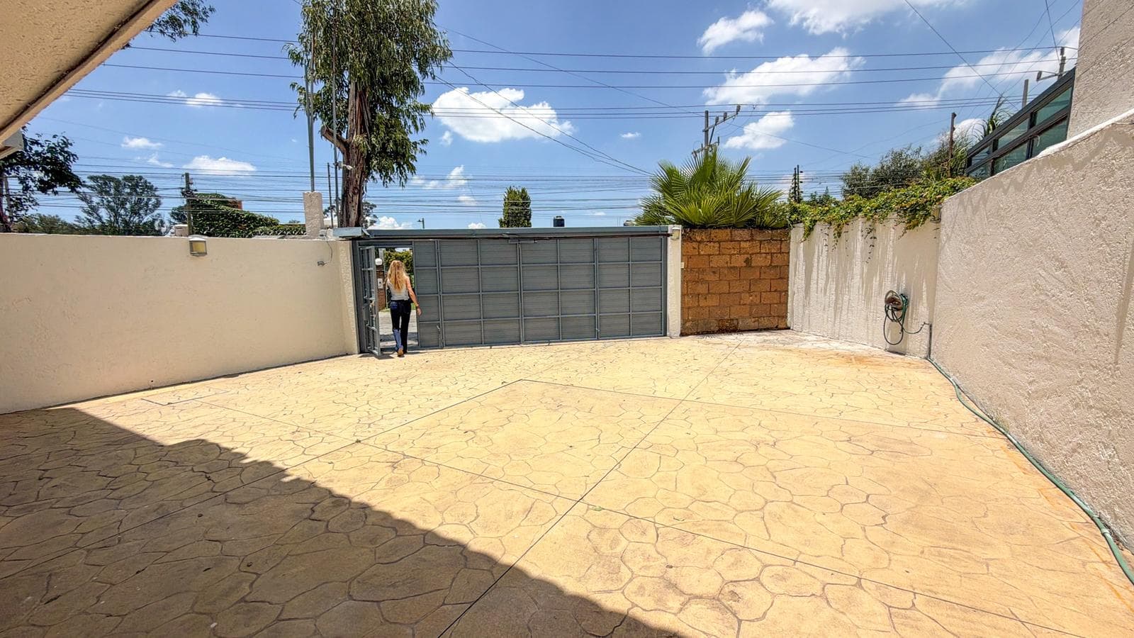 RENOVATED HOUSE BEHIND PLAZA SAN DIEGO