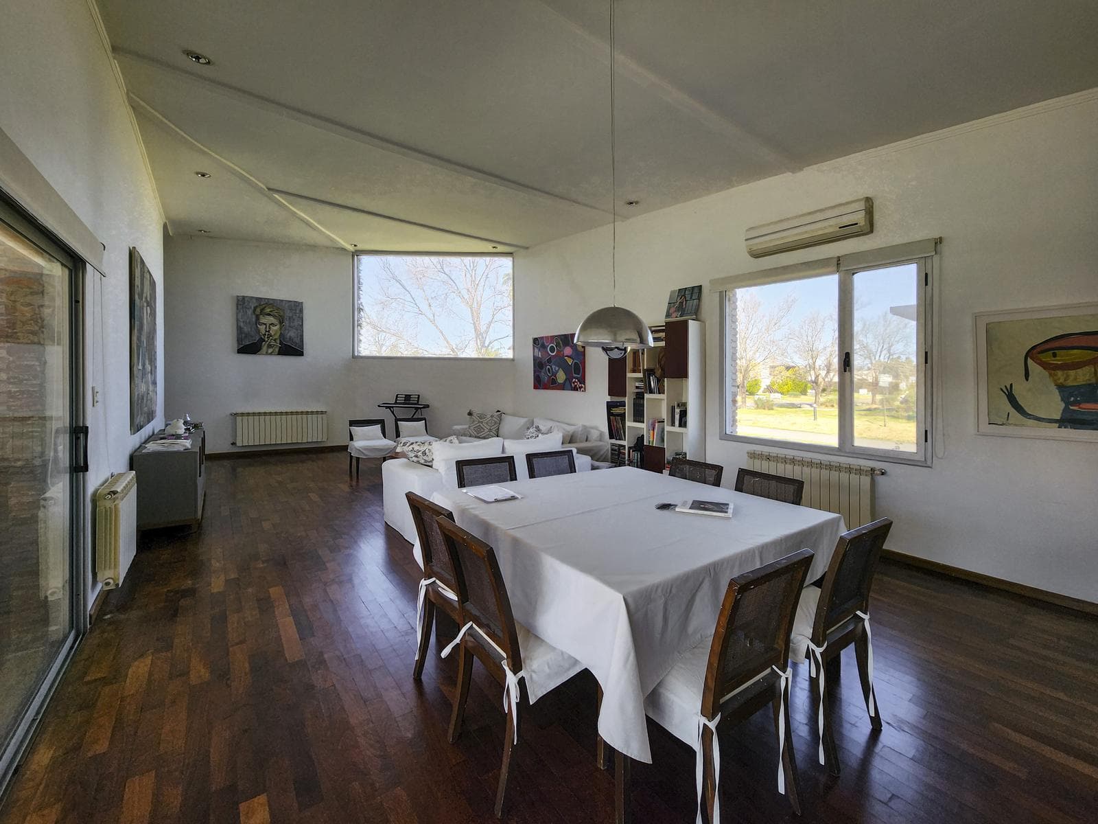Stylish 3-bedroom house with a pool in the Puerto Roldan Gated Community