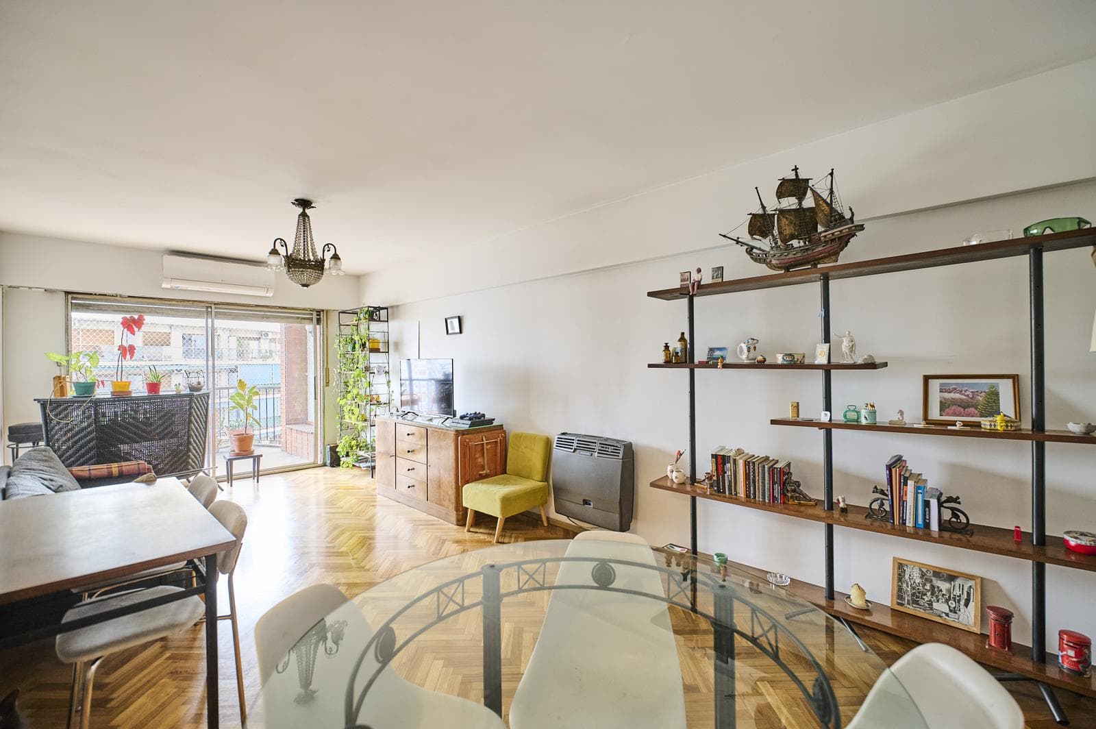 3-room apartment for sale in CABALLITO, 12th floor, with a balcony/terrace