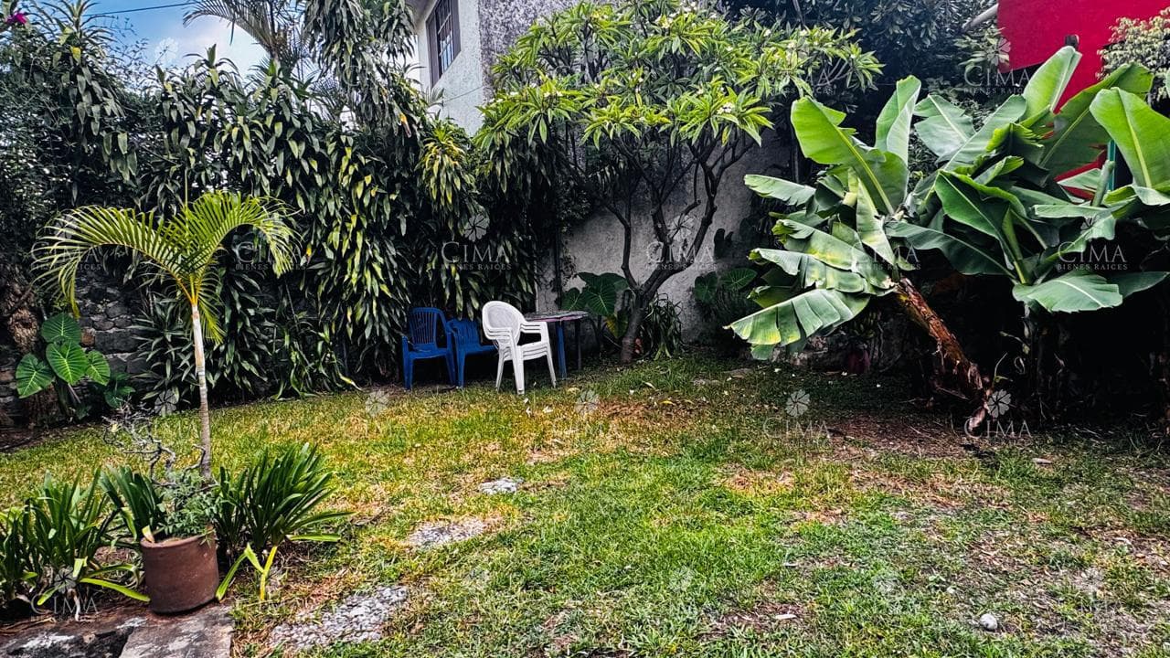 Casa En Venta En Lomas Tetela - V409