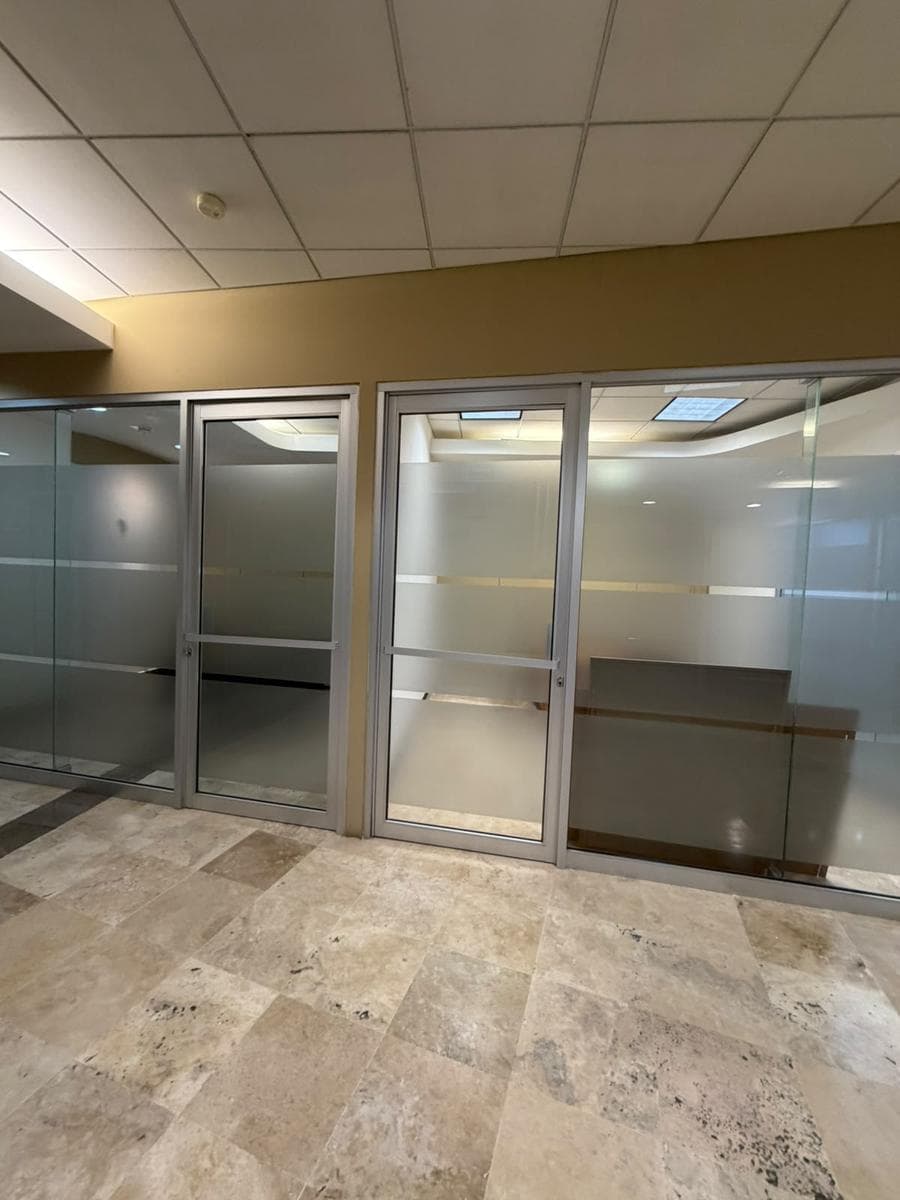 OFFICE FOR RENT – SANTANDER TOWER