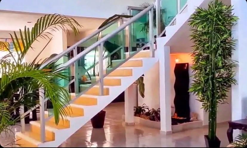 CANCUN AIRPORT House