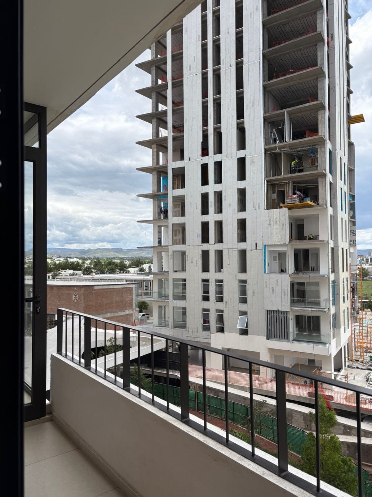 Apartment - Terranza Condominium
