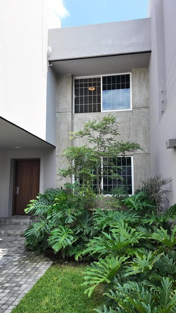 House in Prados de Providencia