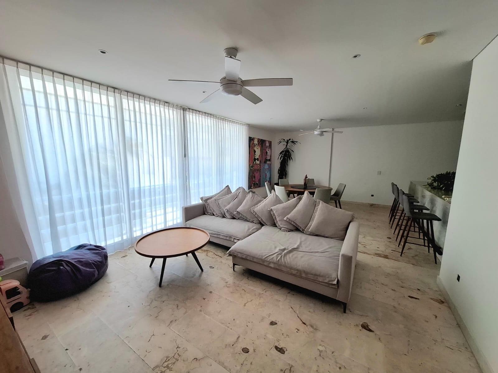 Two-bedroom apartment for sale in Playa del Carmen