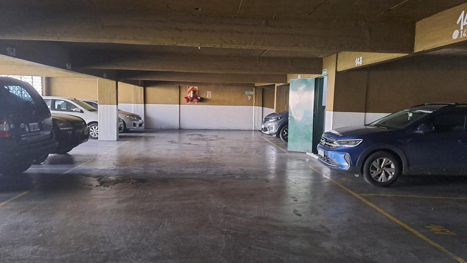 Garage for Sale in Belgrano