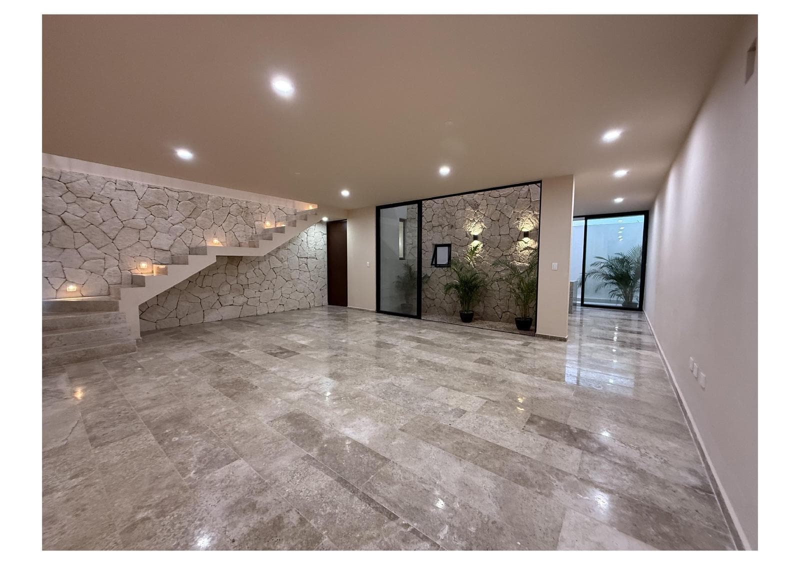 HOUSE FOR SALE IN THE KANTUNICH RESIDENTIAL AREA NEAR REAL MONTEJO, MÉRIDA
