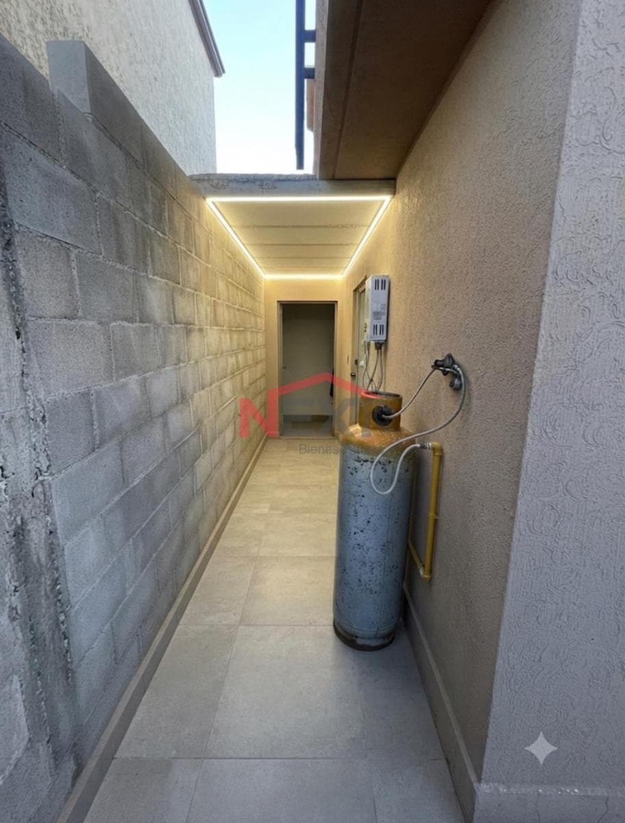 HOUSE FOR RENT IN CALIFORNIA RESIDENCIAL