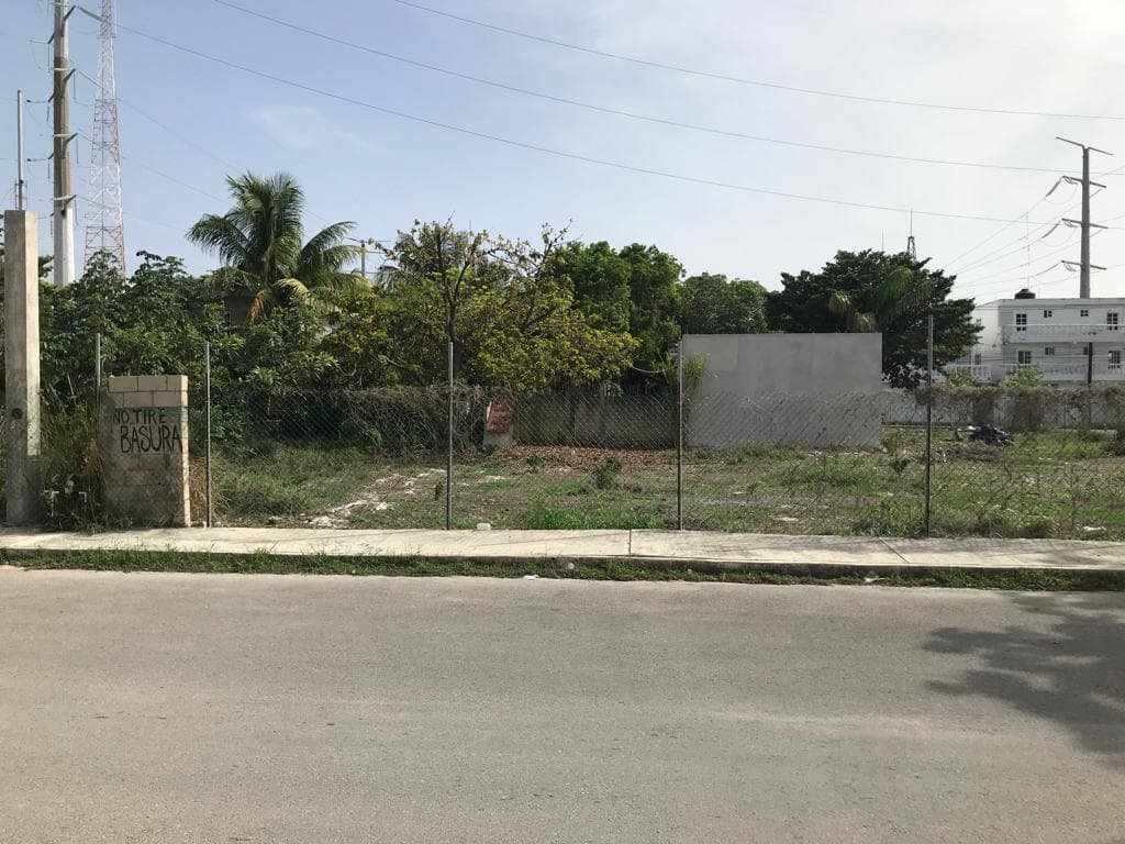 Mixed-Use Land for Sale in Playa del Carmen with Three Street Frontages and High Commercial Potential