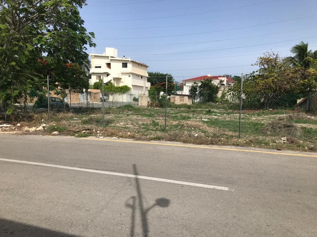 Mixed-Use Land for Sale in Playa del Carmen with Three Street Frontages and High Commercial Potential