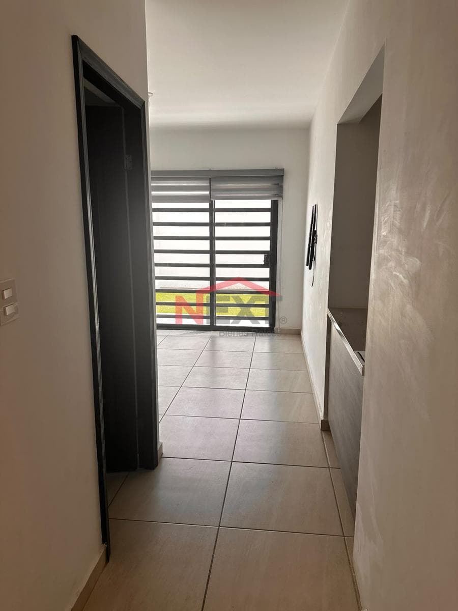 HOUSE FOR RENT IN A RESIDENTIAL NEIGHBORHOOD IN BARCELONA