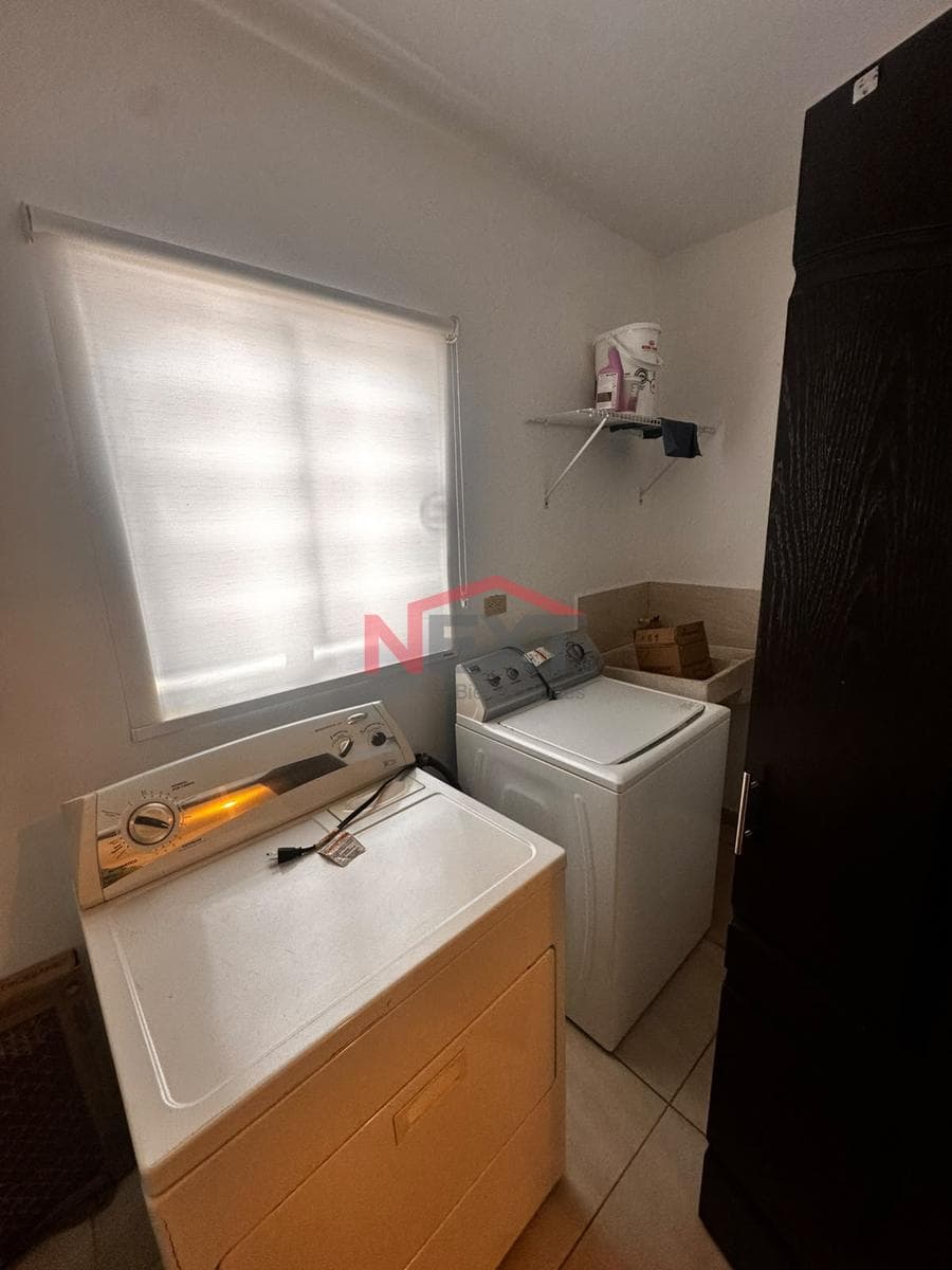 HOUSE FOR RENT IN A RESIDENTIAL NEIGHBORHOOD IN BARCELONA