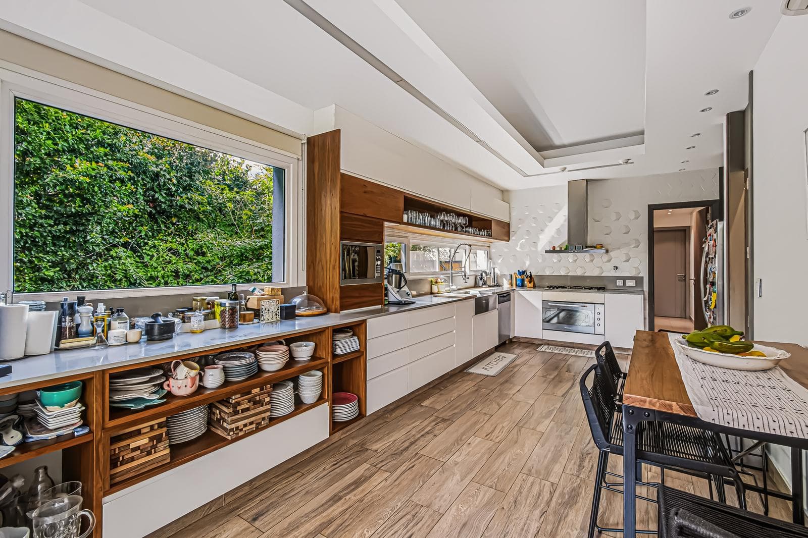 HOUSE FOR SALE IN WINDBELLS