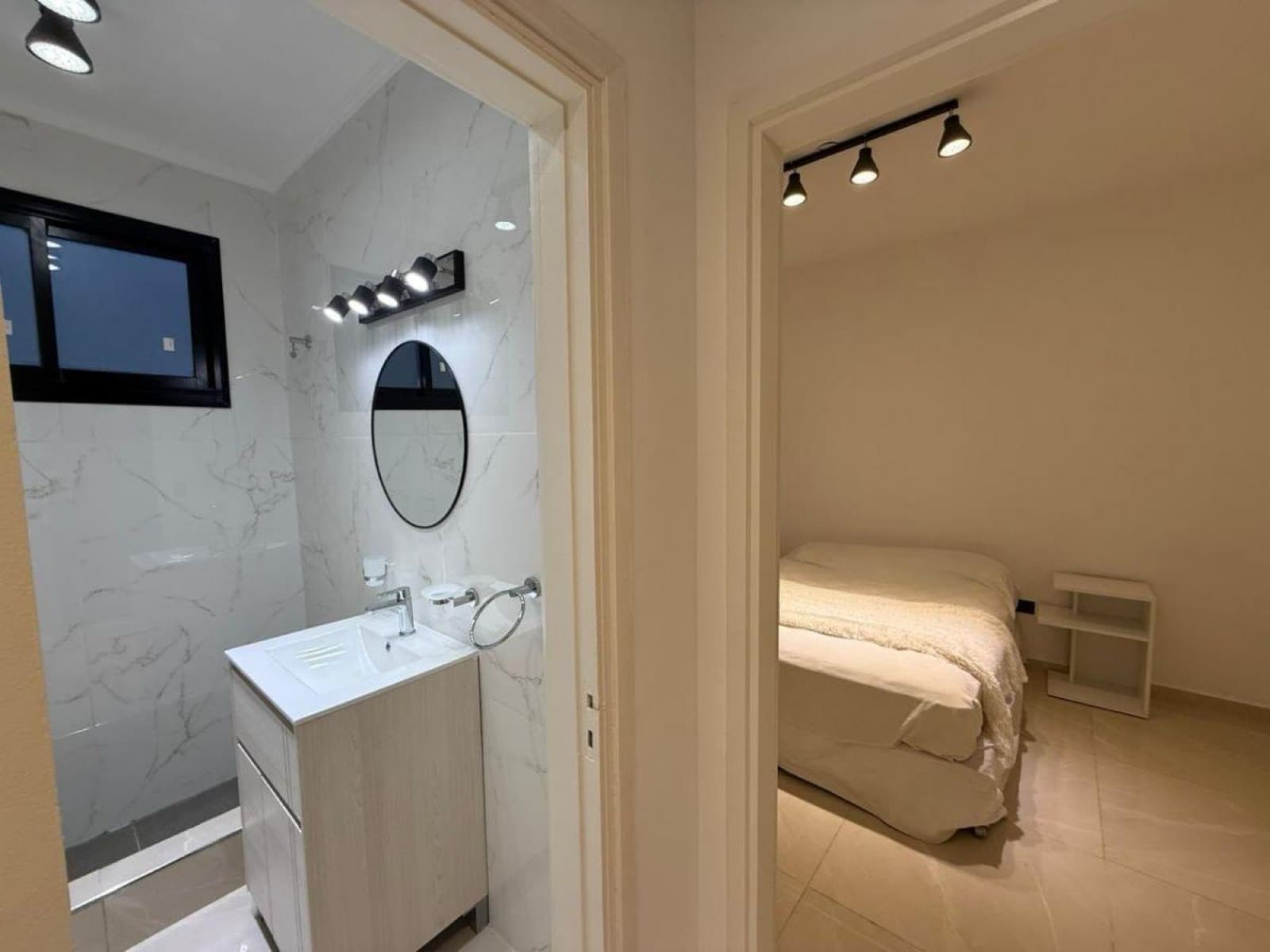 FOR SALE: Apartment - Plaza Colón