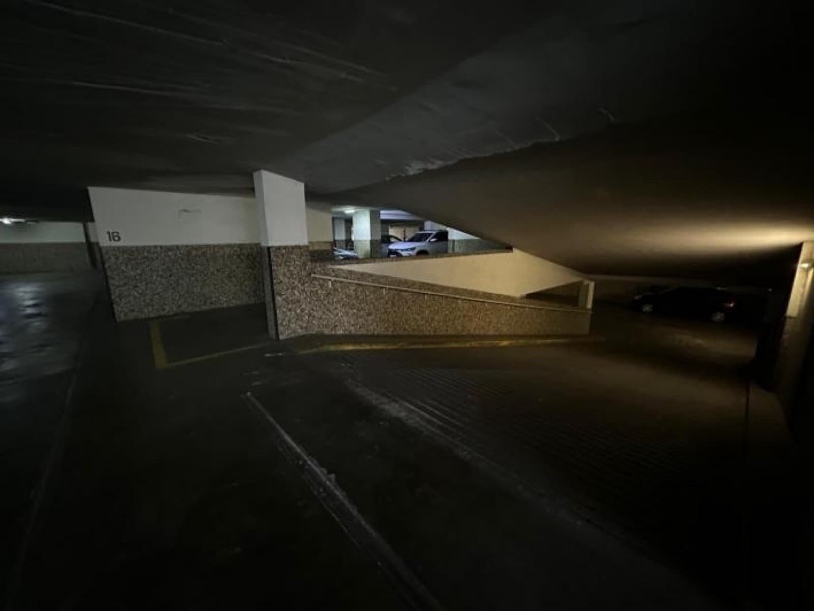 FOR SALE: Garage - Downtown
