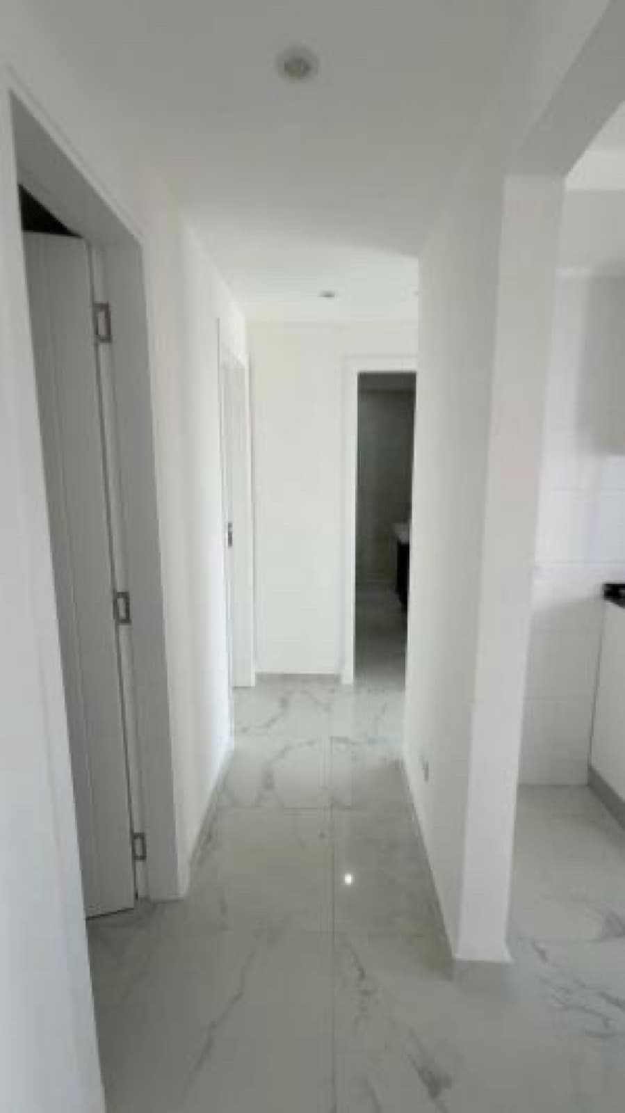 FOR SALE: Brand-new 3-room apartment, La Perla