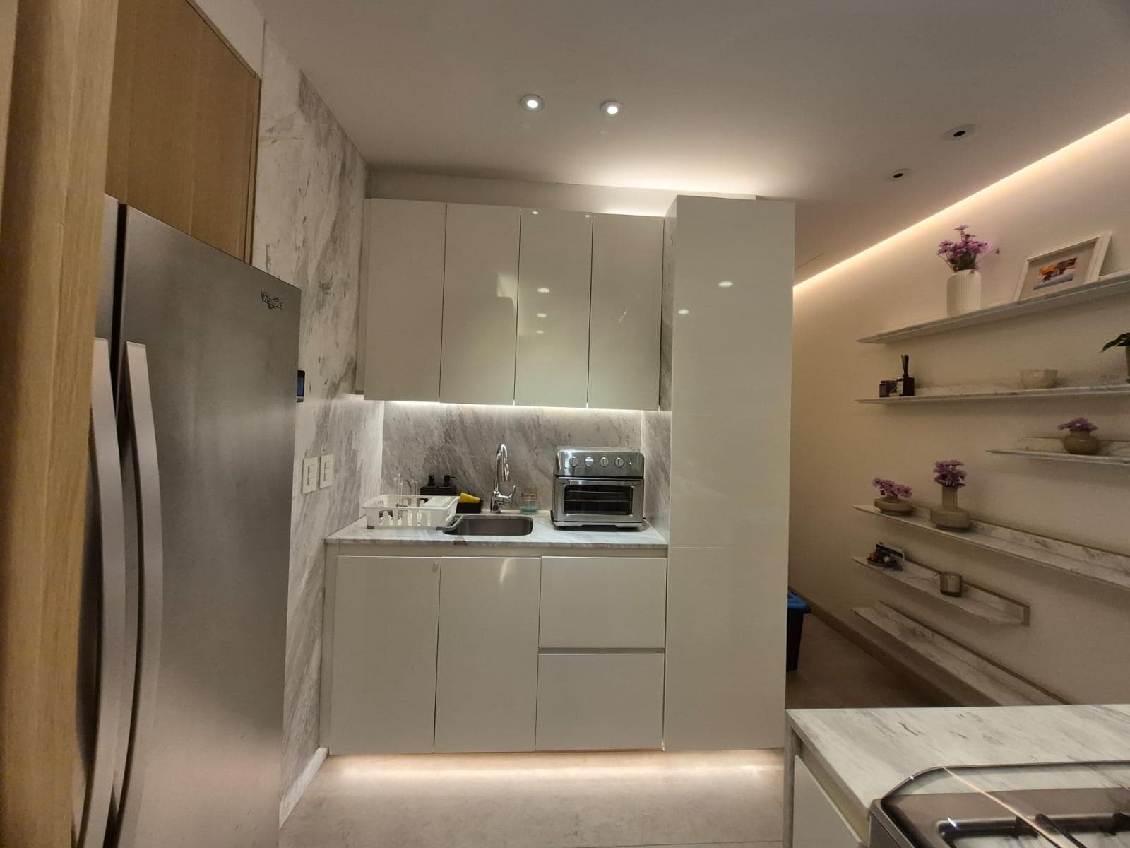 Suite for RENT in Álvaro Obregón, across from the Santa Fé Cuajimalpa Shopping Center on Reforma Santa Fé