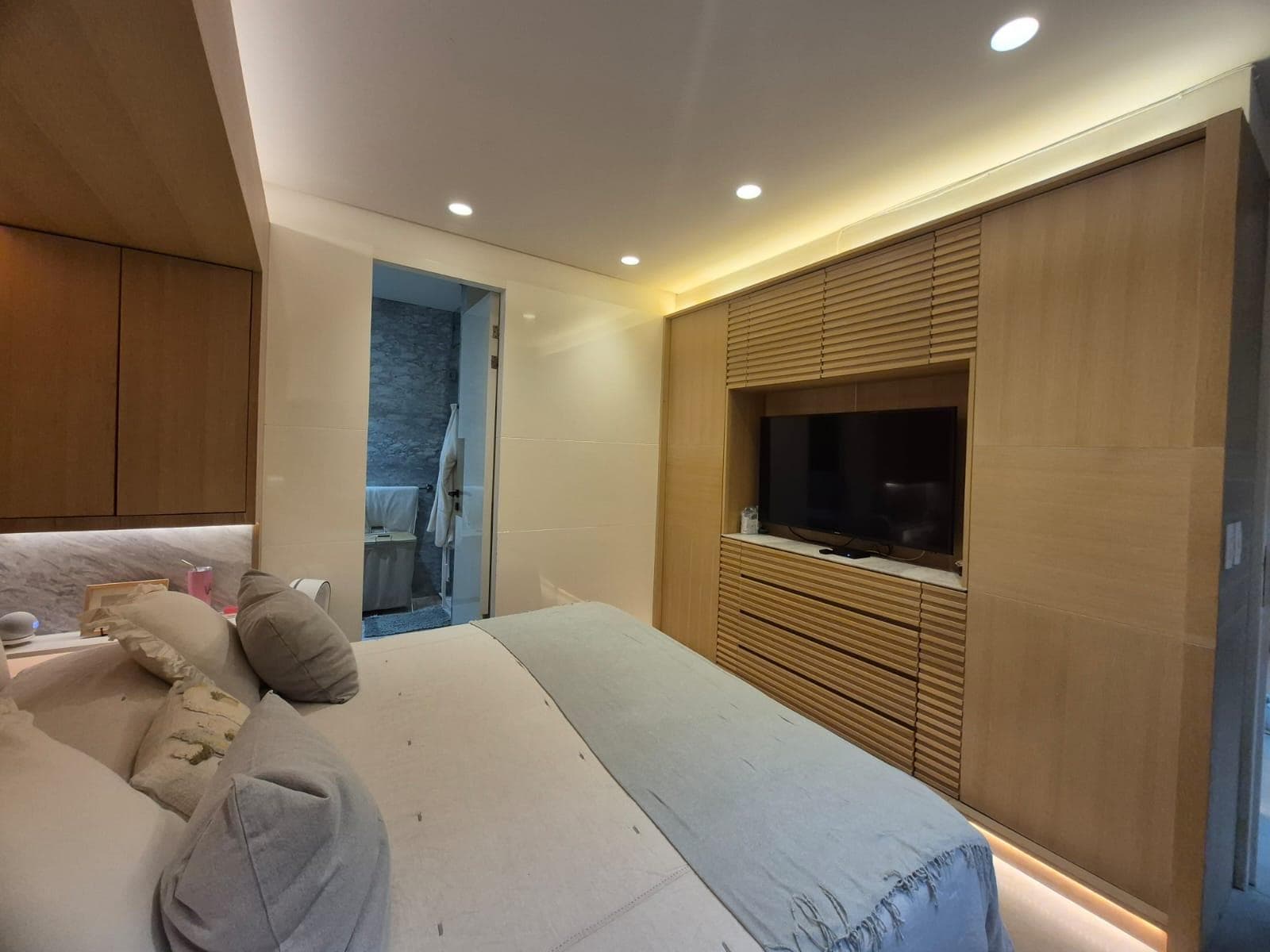 Suite for RENT in Álvaro Obregón, across from the Santa Fé Cuajimalpa Shopping Center on Reforma Santa Fé