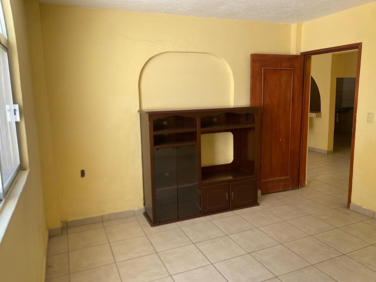 House for Rent Across from the Park, 2 Patios, and a 2-Car Garage, Col. Morelos, Querétaro, in Morelos