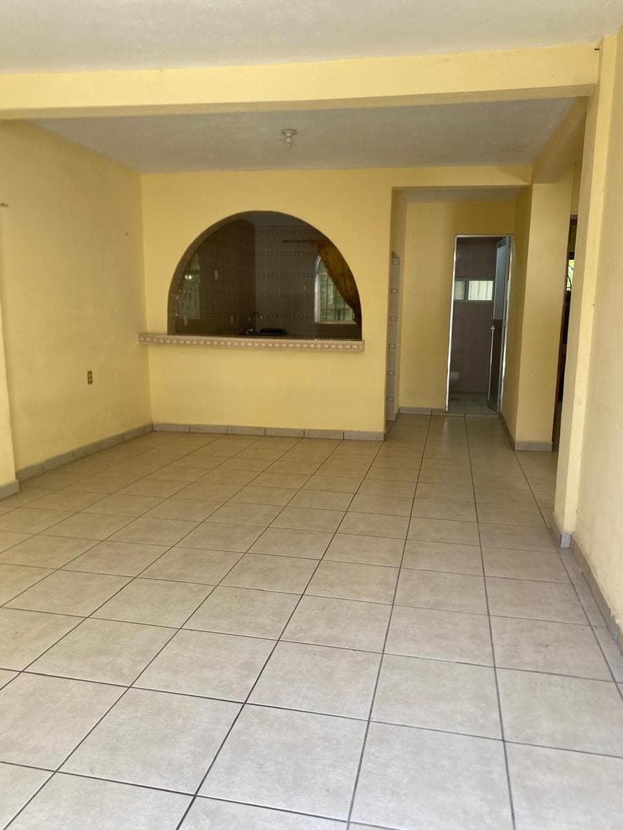 House for Rent Across from the Park, 2 Patios, and a 2-Car Garage, Col. Morelos, Querétaro, in Morelos