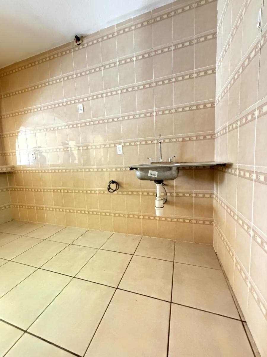 House for Rent Across from the Park, 2 Patios, and a 2-Car Garage, Col. Morelos, Querétaro, in Morelos