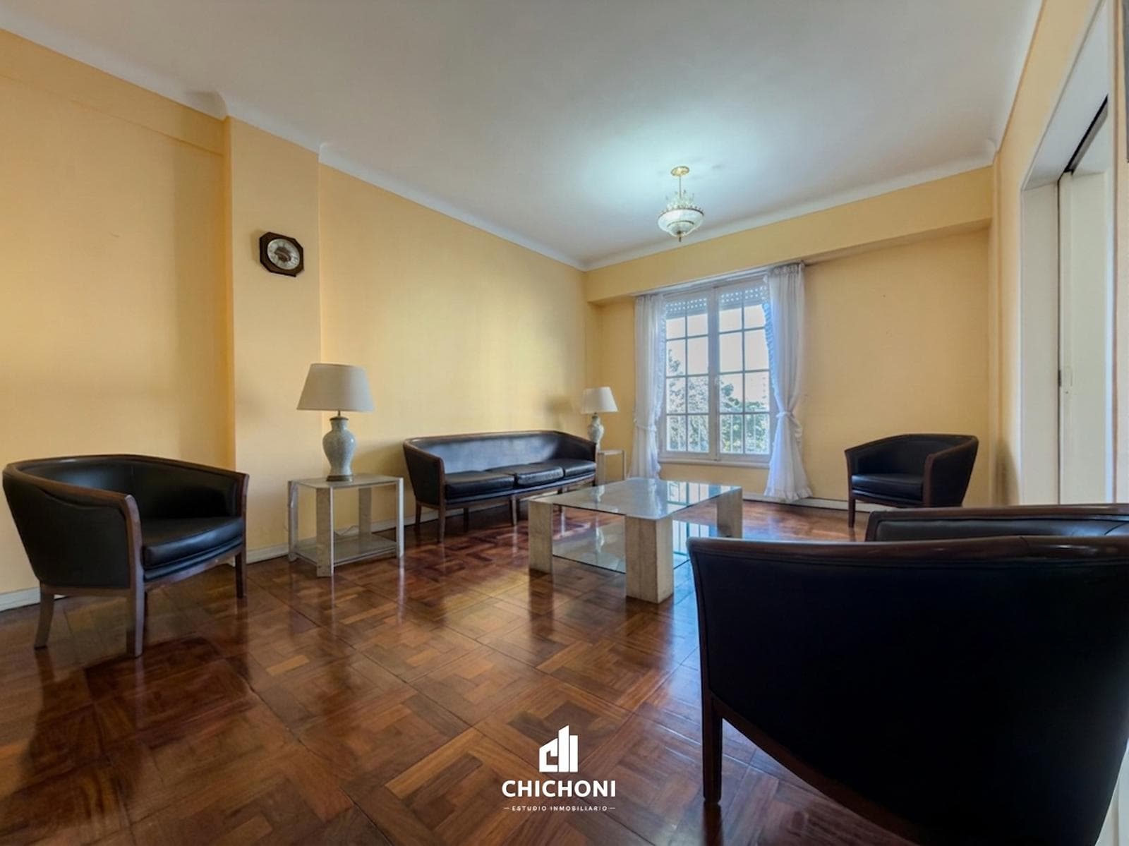 For Sale - 4-Room Apartment with Balcony - Across from Plaza Colón