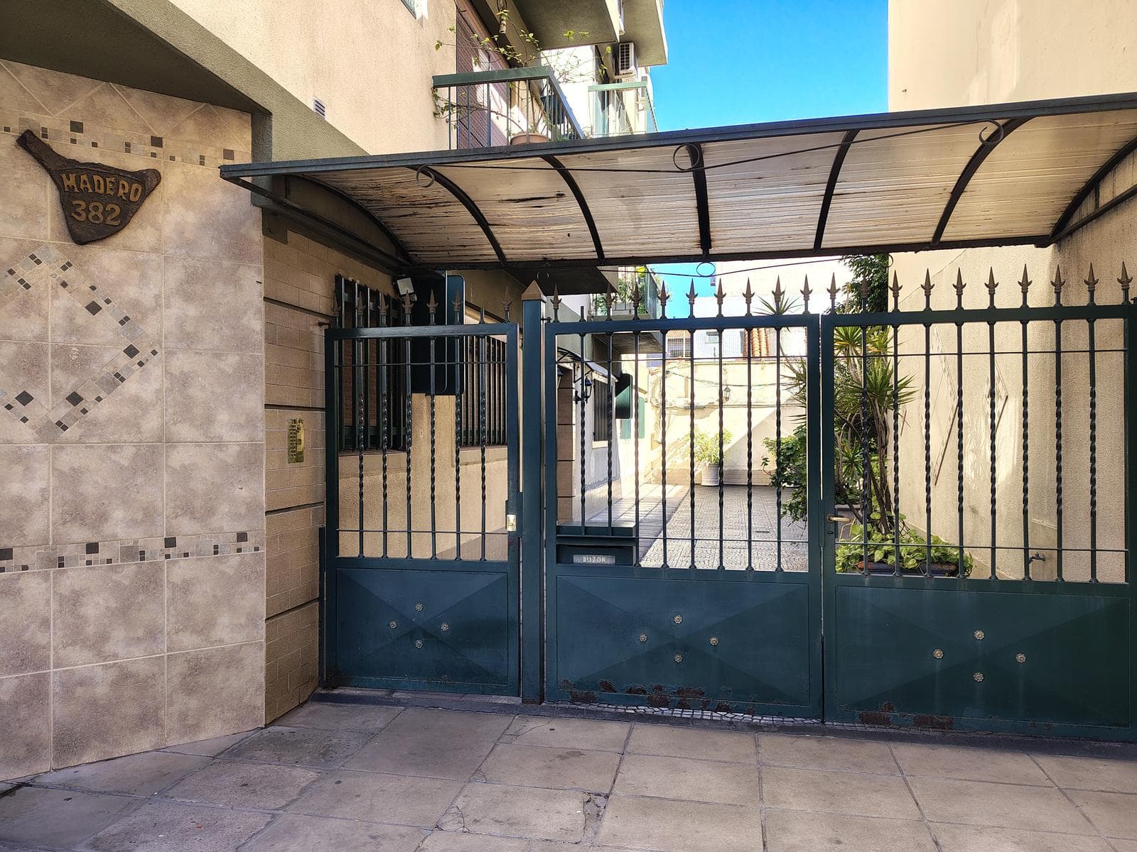Apartment for sale in Liniers: 3 rooms, eligible for refinancing