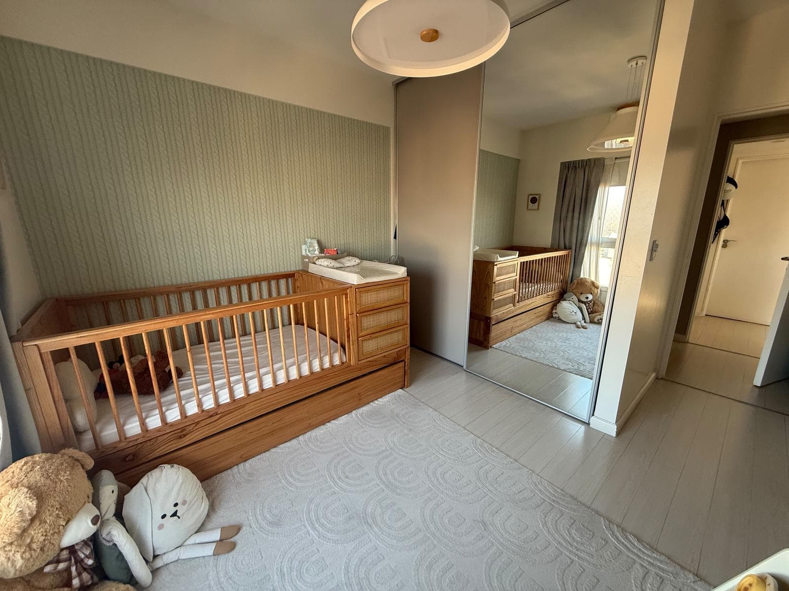 3-Room Apartment for Rent in Colegiales