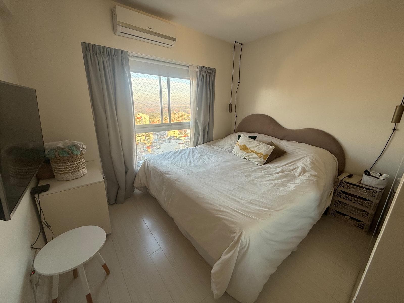 3-Room Apartment for Rent in Colegiales