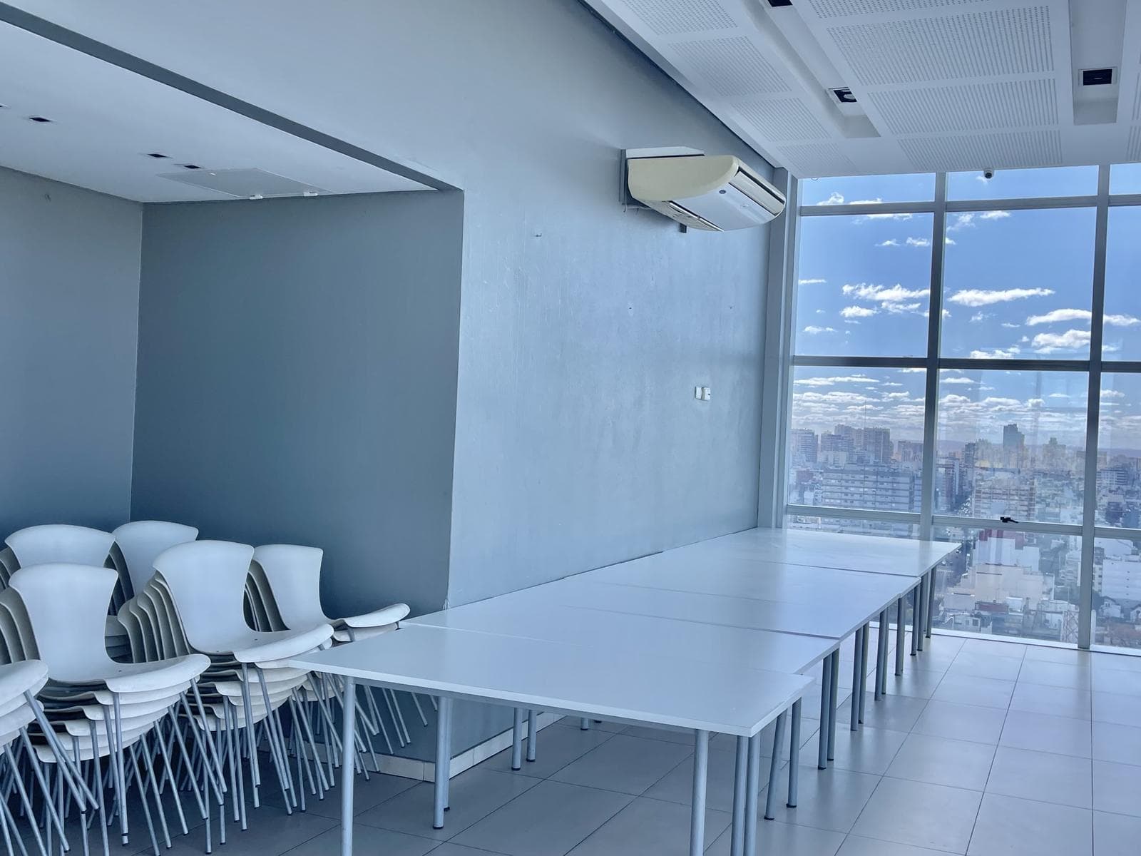 3-Room Apartment for Rent in Colegiales