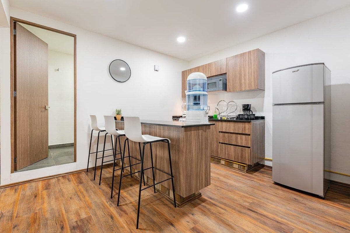 Just a few steps from Roma Norte. Ground-floor apartment with a private rooftop garden!