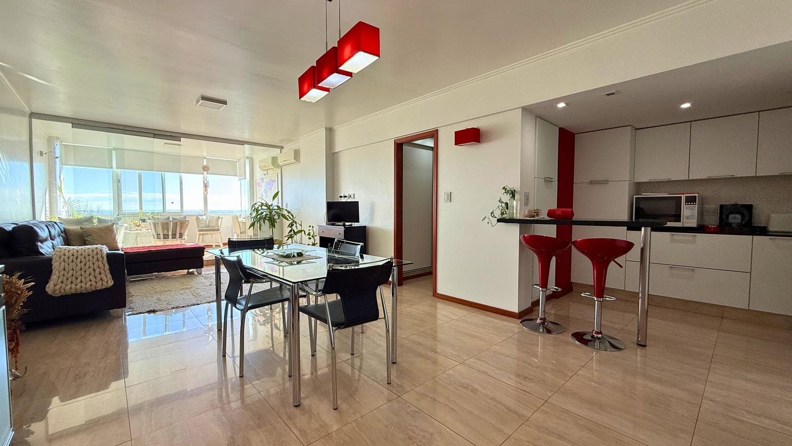 FOR SALE - 2-bedroom apartment with versatile layout | Unobstructed river view | Parking space | Renovated | Güemes 1861