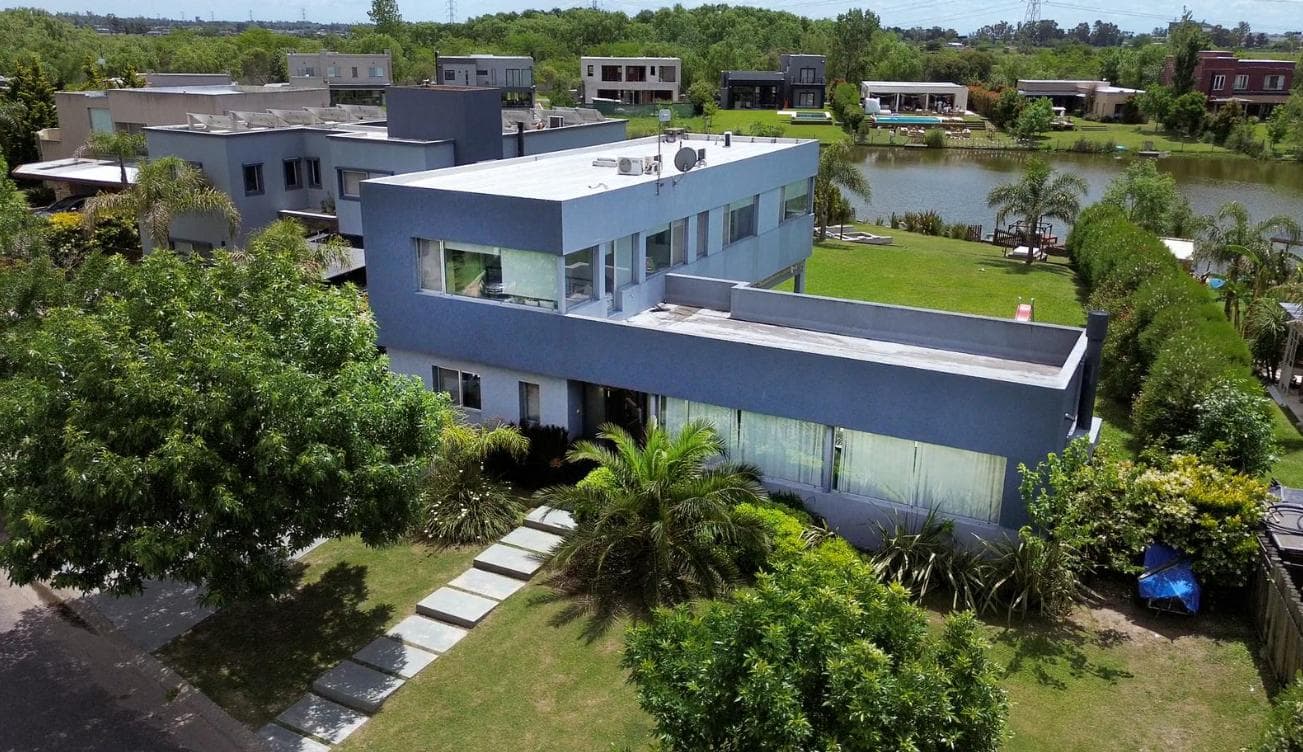 Casa Barrio Priv., San Benito