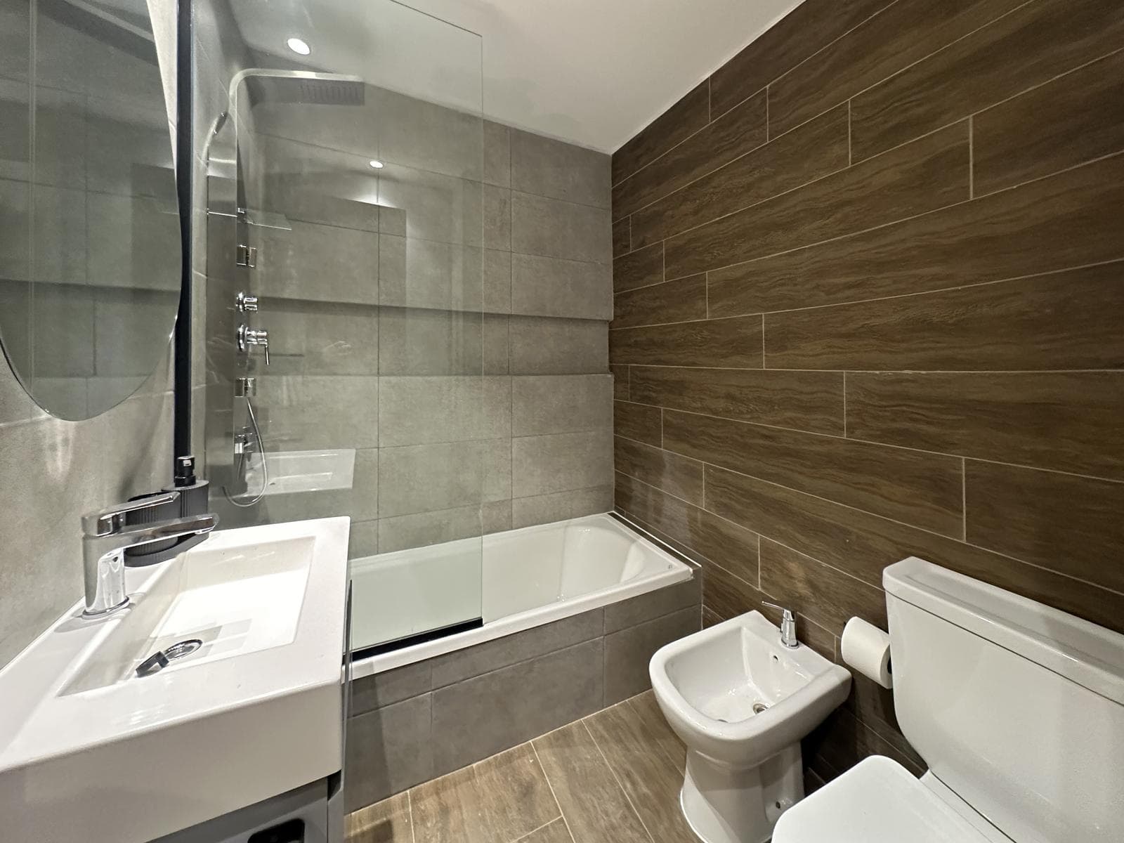 2-bedroom apartments with a private pool and barbecue area, plus amenities