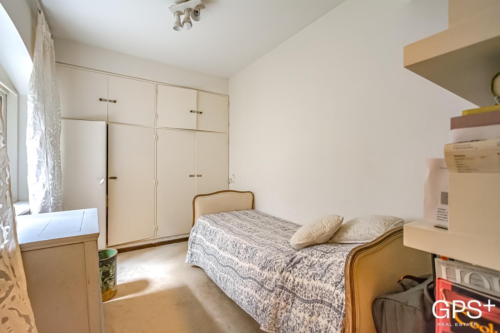 Luminosa PB de CATEGORIA en inmejorable UBICACIÓN con gran jardín, un Oasis en Barrio Parque