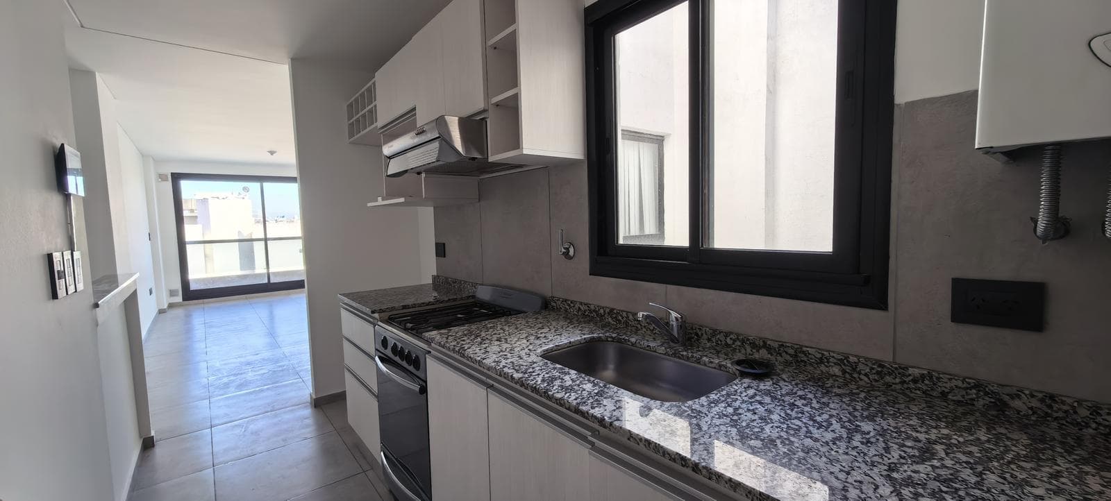 Apartment in Alta Córdoba - 2 bedrooms, garage, and balcony