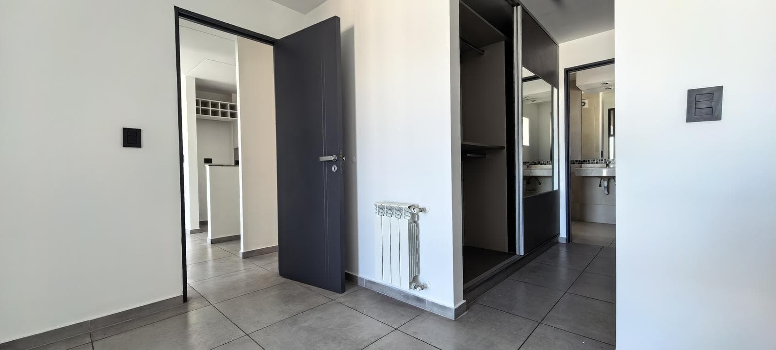 Apartment in Alta Córdoba - 2 bedrooms, garage, and balcony
