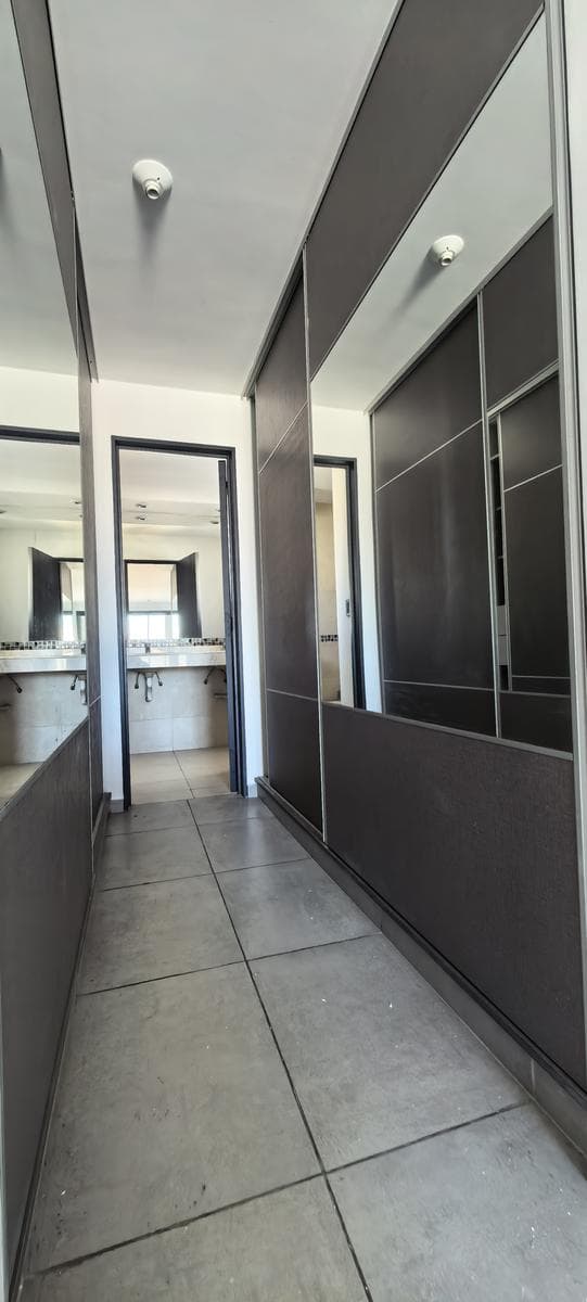 Apartment in Alta Córdoba - 2 bedrooms, garage, and balcony