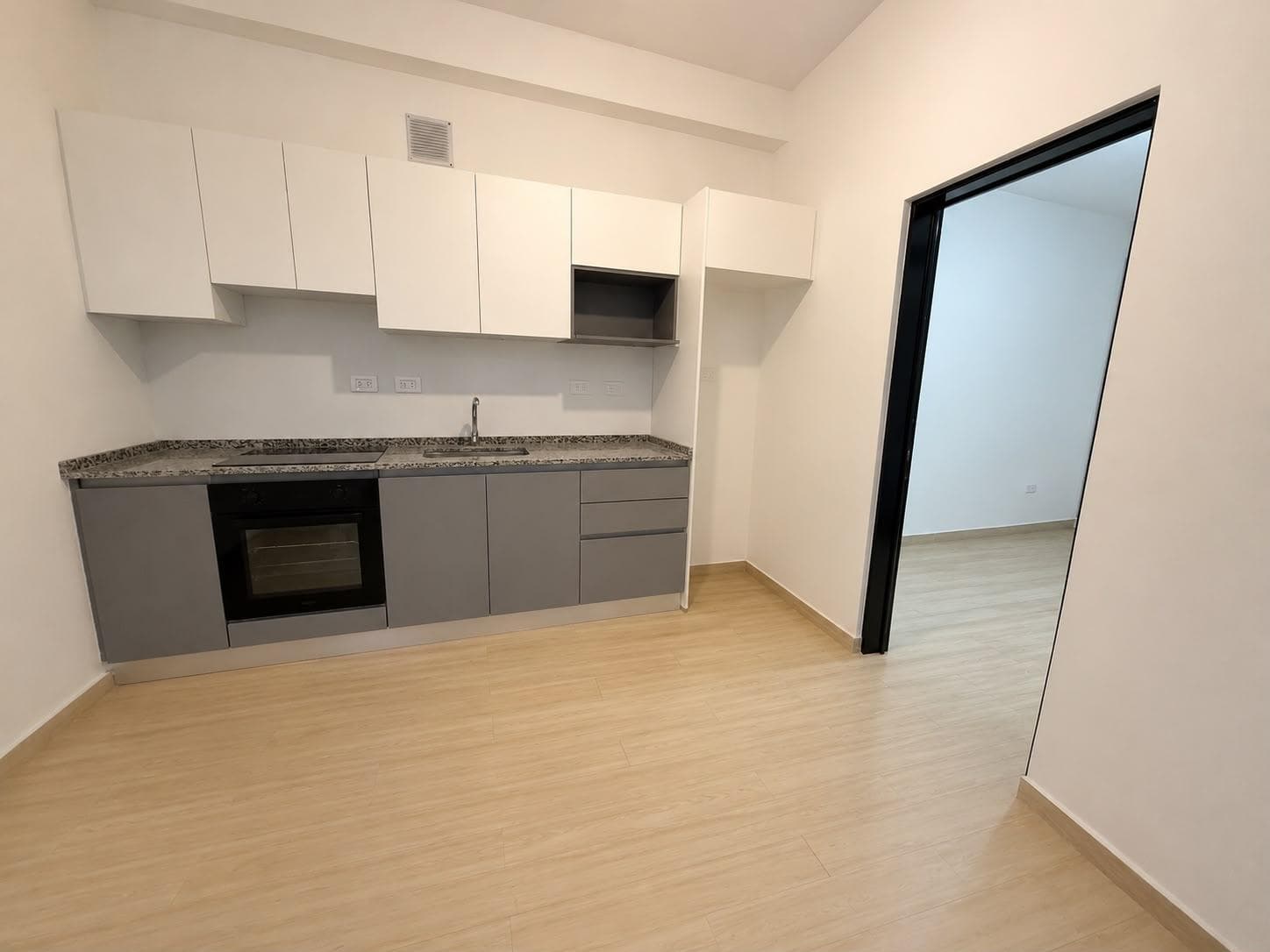 BRAND-NEW TWO-ROOM APARTMENT FOR SALE WITH PATIO AND AMENITIES IN RECOLETA