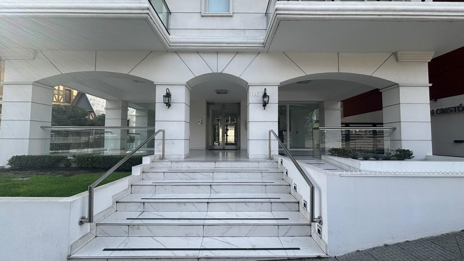3-room apartment with a garage