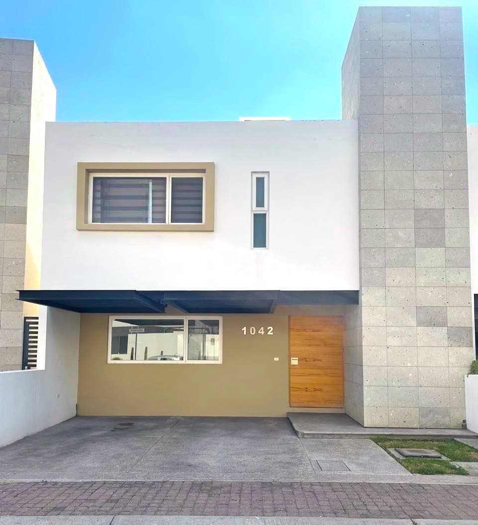 House for Sale in Condesa Juriquilla