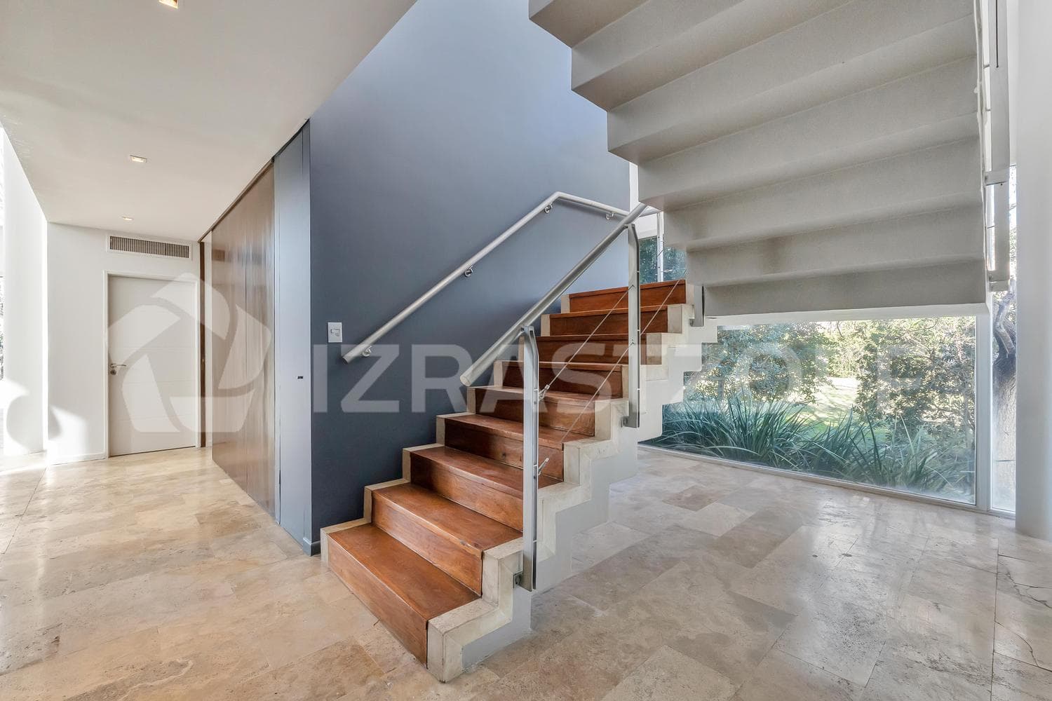 House for Sale in La Lomada: 2 suites, 4 bedrooms