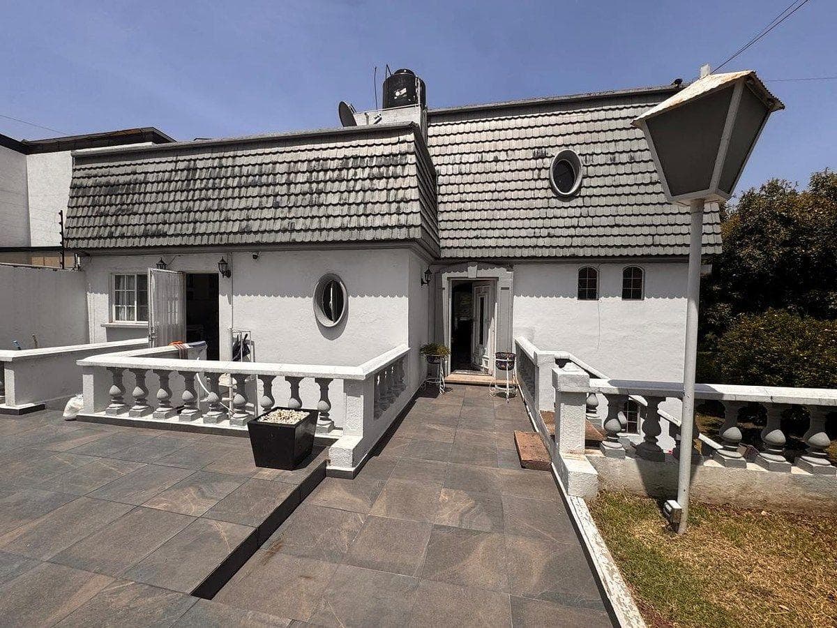 House for Sale in Lomas de Bellavista
