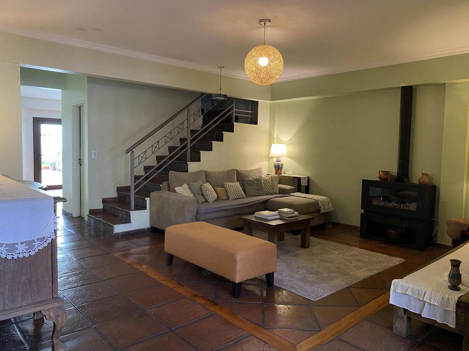 FOR SALE | 5-ROOM DUPLEX-STYLE APARTMENT | AVELLANEDA PARK