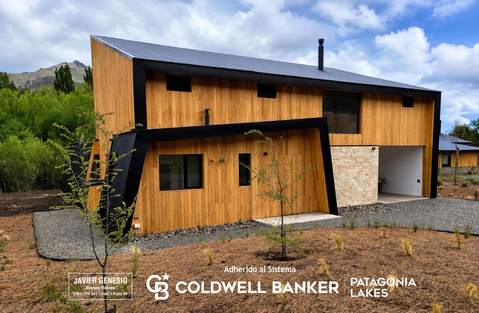 HOUSE FOR SALE, 250 m², in Chapelco Golf